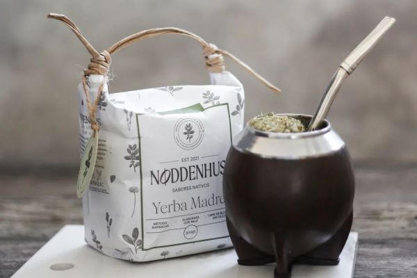noddenhus_yerba-mate-madre-con-mate