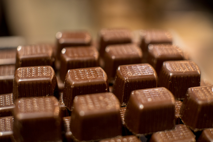 cuadrados-pequeños-de-chocolate