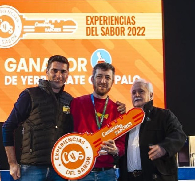 yerba-andresito-recibe-premio-caminos-sabores-2022