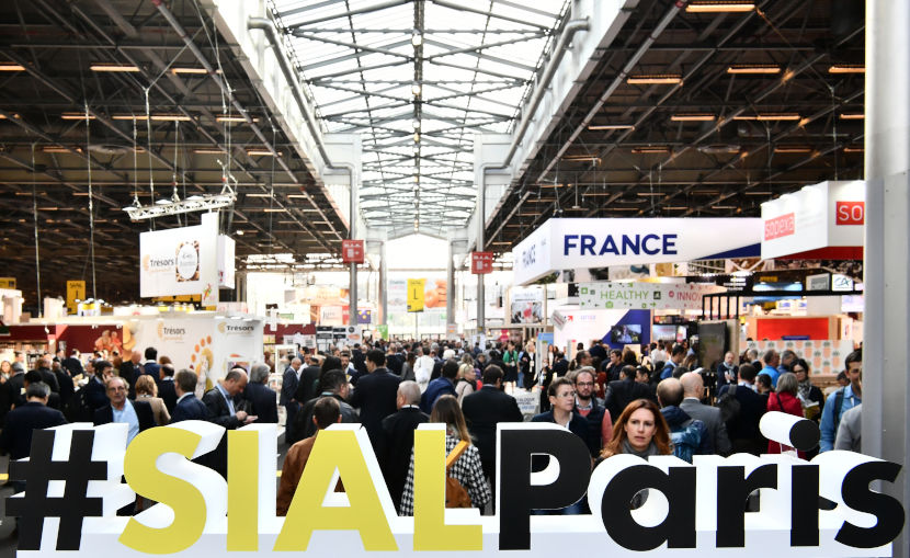 gente-visitando-sial-paris-expo-francia-2022