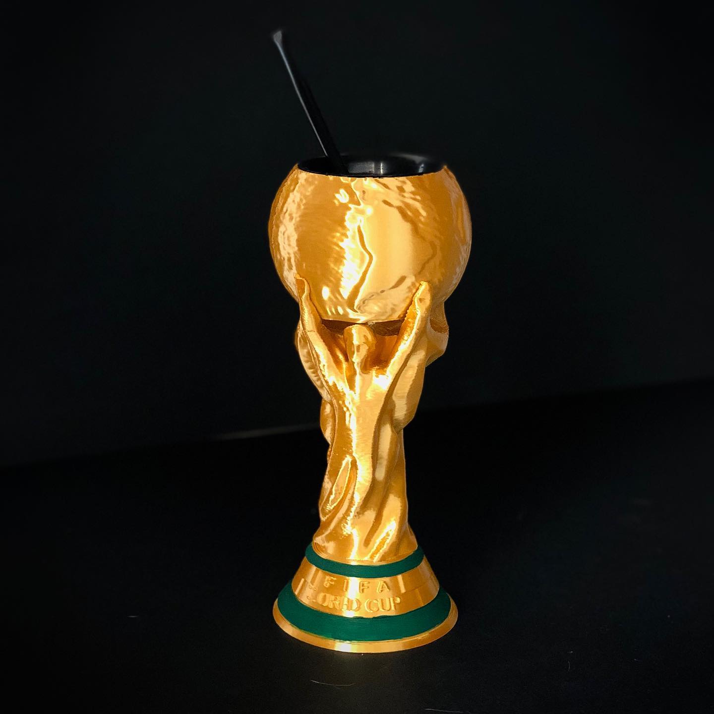 Están a la venta los mates de la Copa del Mundo