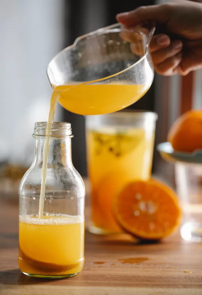jugo-de-naranja-exprimido-para-terere