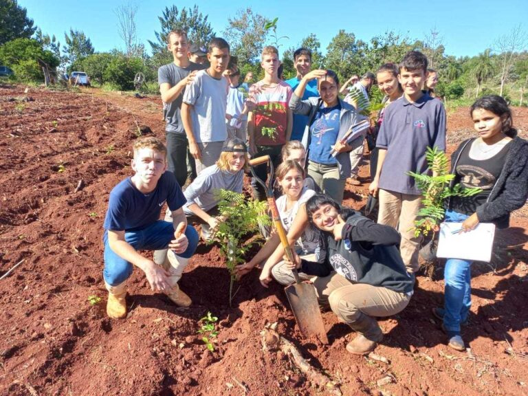 becas-inym-estudiantes-agro